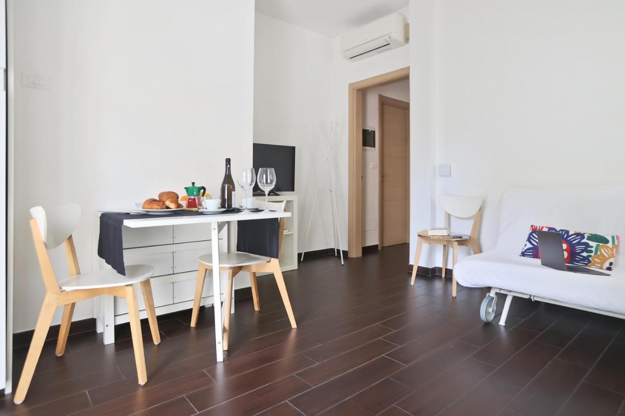 Casa Vacanze Aurora Centro Rímini Exterior foto