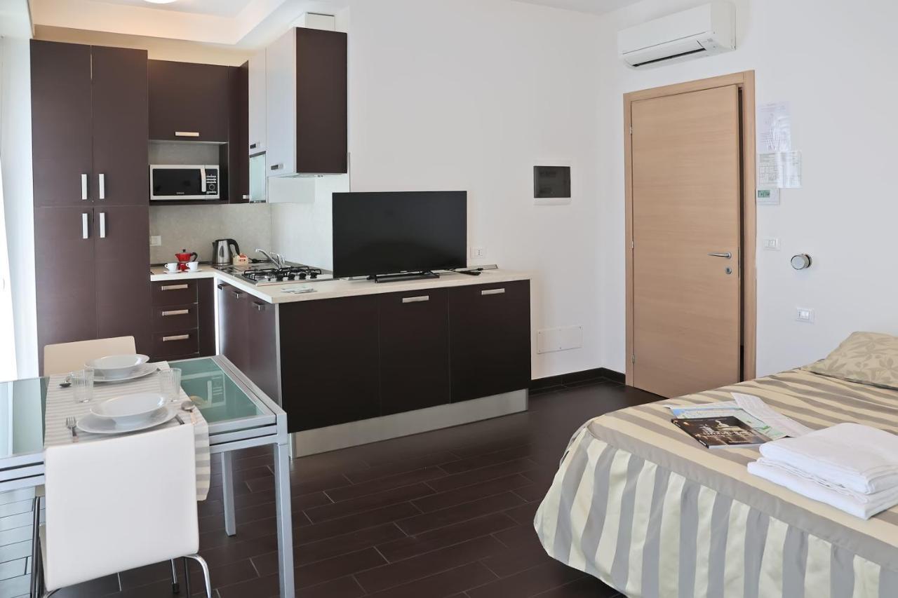 Casa Vacanze Aurora Centro Rímini Exterior foto