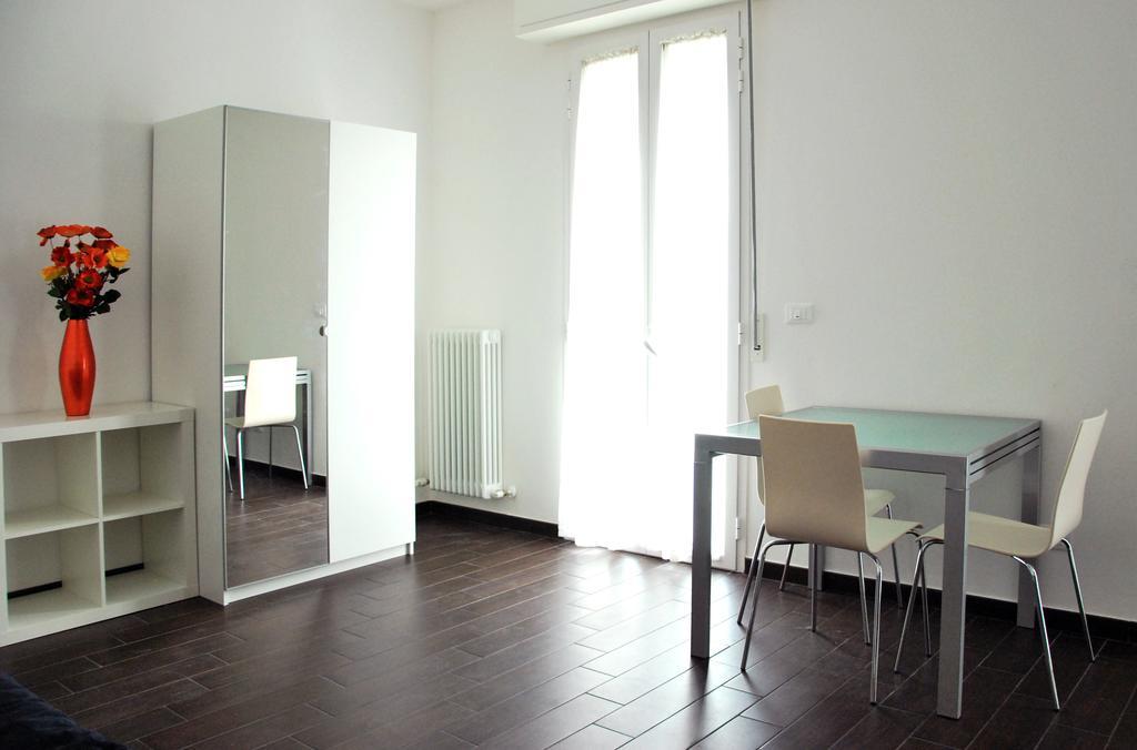 Casa Vacanze Aurora Centro Rímini Habitación foto